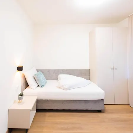 Meranosuites - Therme *